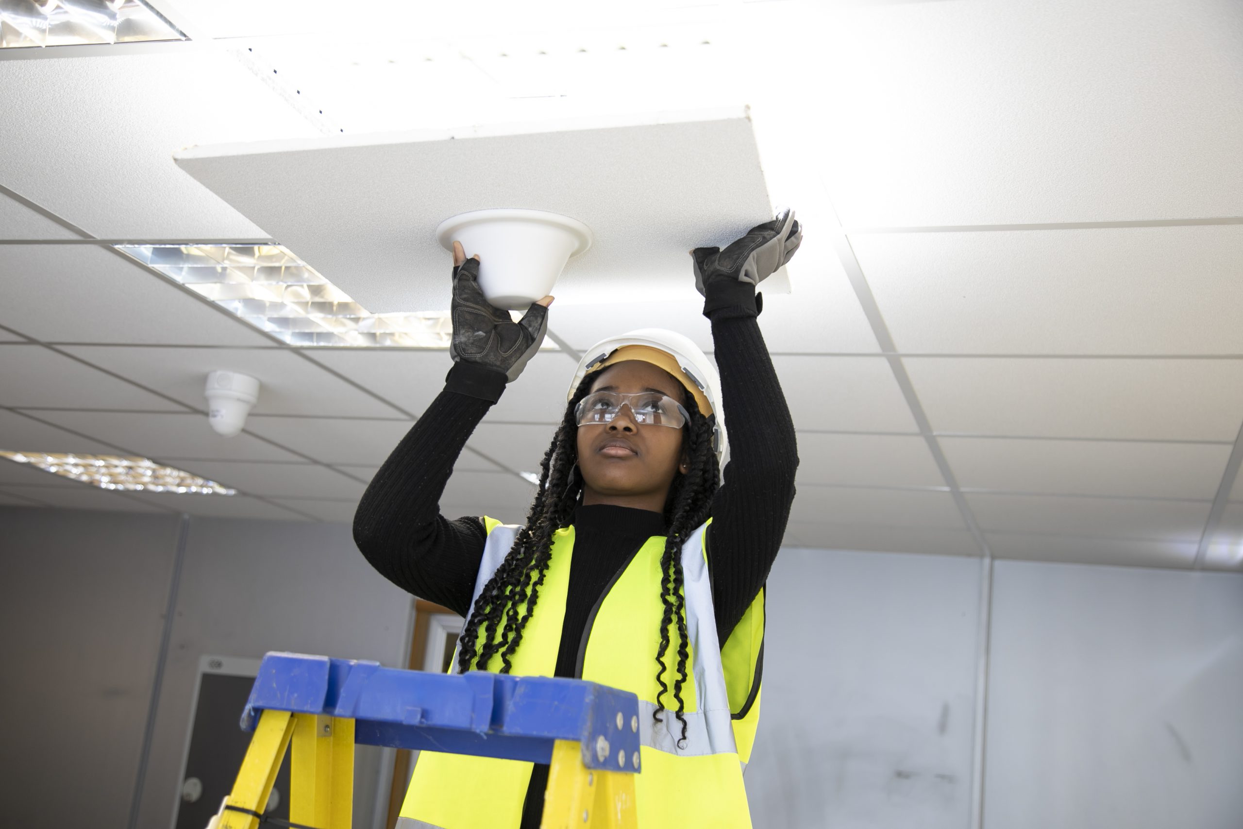 Ultrafast 5G Inbuilding Solutions - Virtua UK Limited